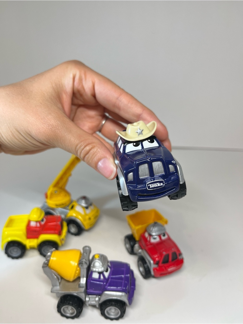 Vintage 2000 / 2001 Tonka Maisto Lot Lil Chuck & Friends Trucks Cowboy Cement - Picture 14 of 16